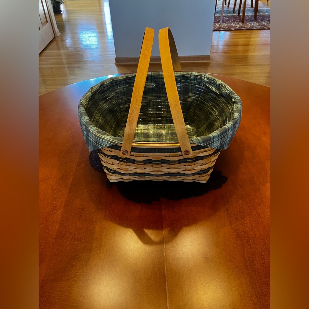 NIB 1996 Longaberger Traditions Collection Community Basket, Liner, Protector - Picture 3 of 6
